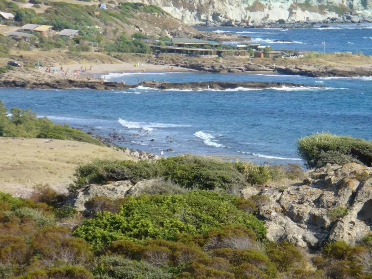 Agriturismo Su'E Lentu Bosa Bagian luar foto