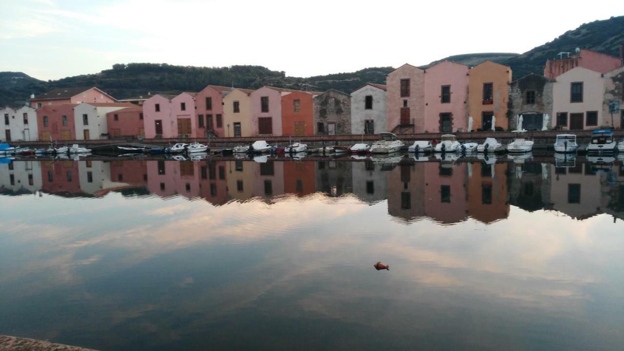 Agriturismo Su'E Lentu Bosa Bagian luar foto